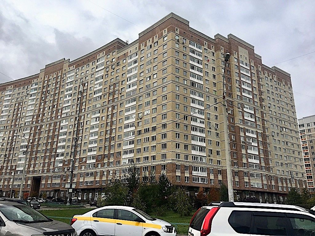 Варенникова 2 Магазины