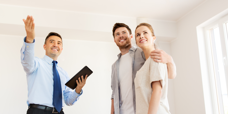 Услуга риелтора: кто ее оплачивает и от чего зависит цена ...