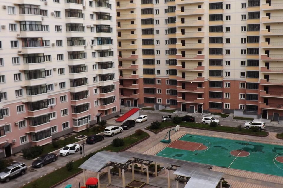 Продаётся 2-комнатная квартира, 64.7 м²